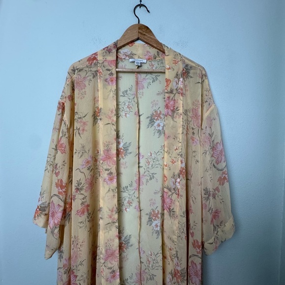 AMERICAN EAGLE Flowy Floral Chiffon Open Front Kimono Yellows Cover-Up Cardigan - Picture 3 of 12